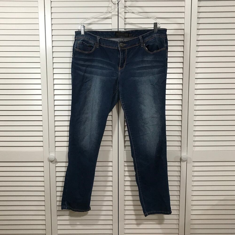 Rue 21 Twentyone Black Preppy Curvy Blue Denim Regular Jegging Juniors 15/19